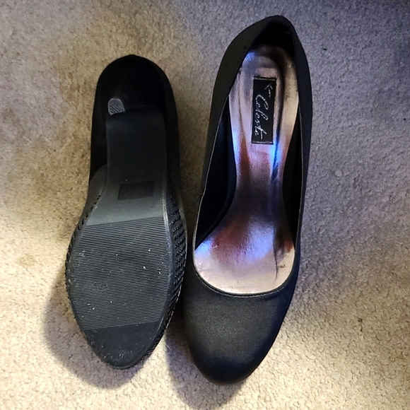 Heels - Picture 5 of 5